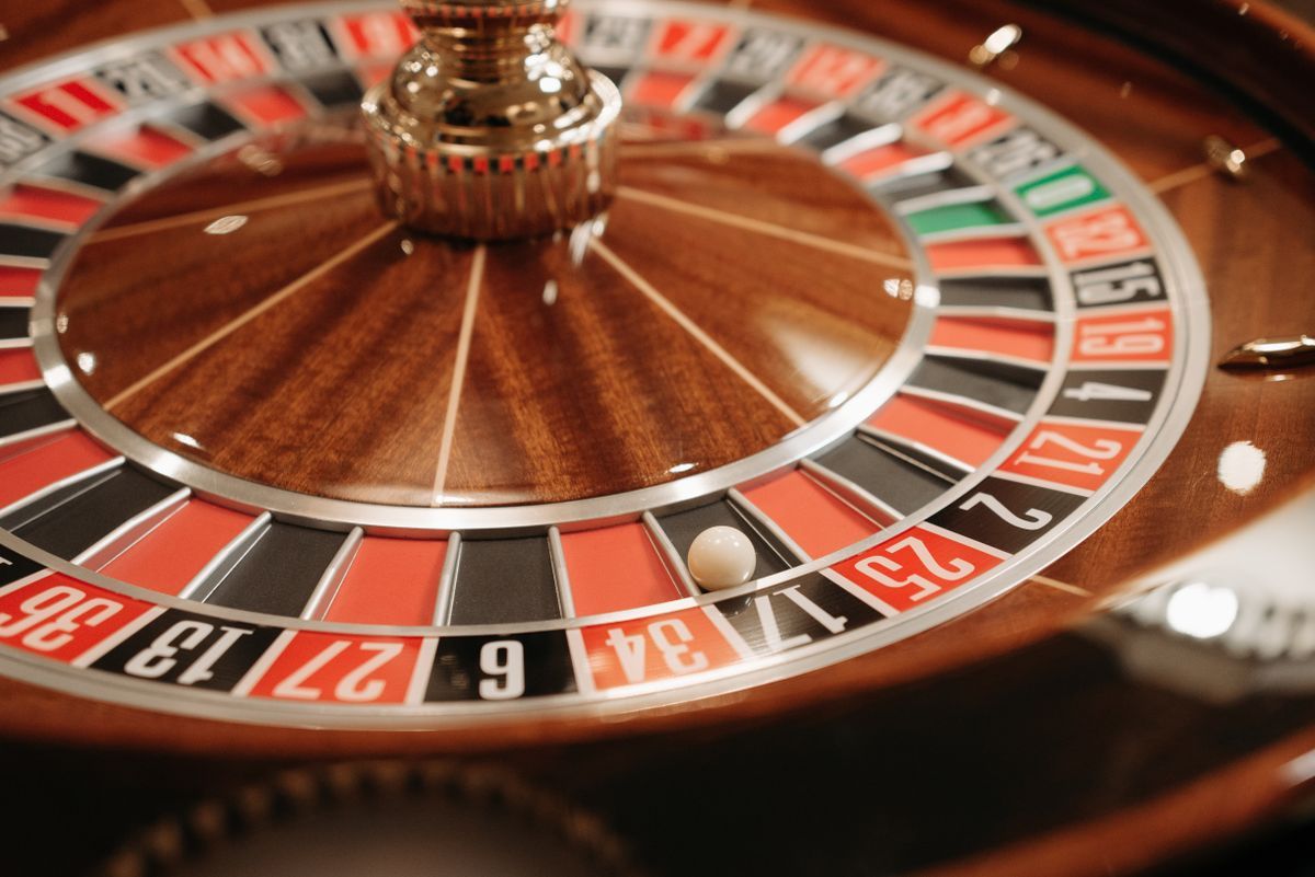 Roulette kasino dalam foto jarak dekat